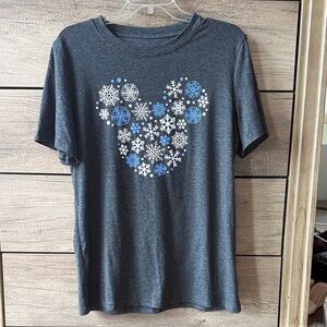 Gray T-Shirt with Mickey Snowflake Design